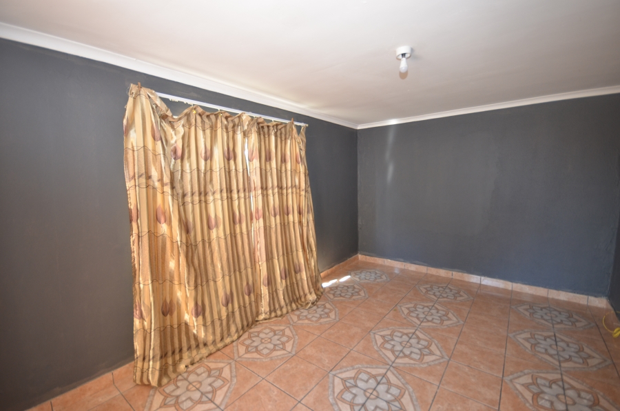 3 Bedroom Property for Sale in Highgate Eastern Cape